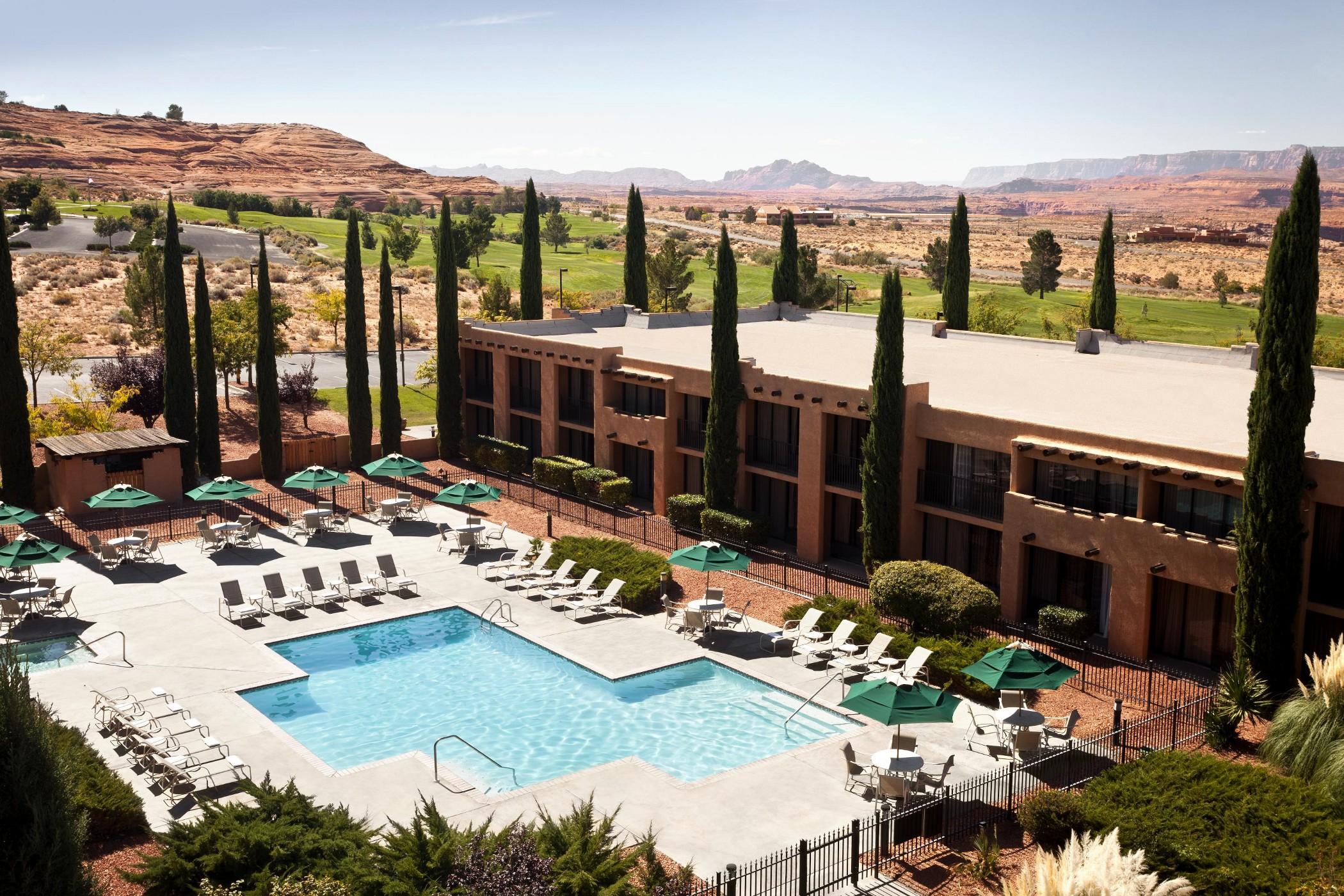 Courtyard Page At Lake Powell Hotell Exteriör bild