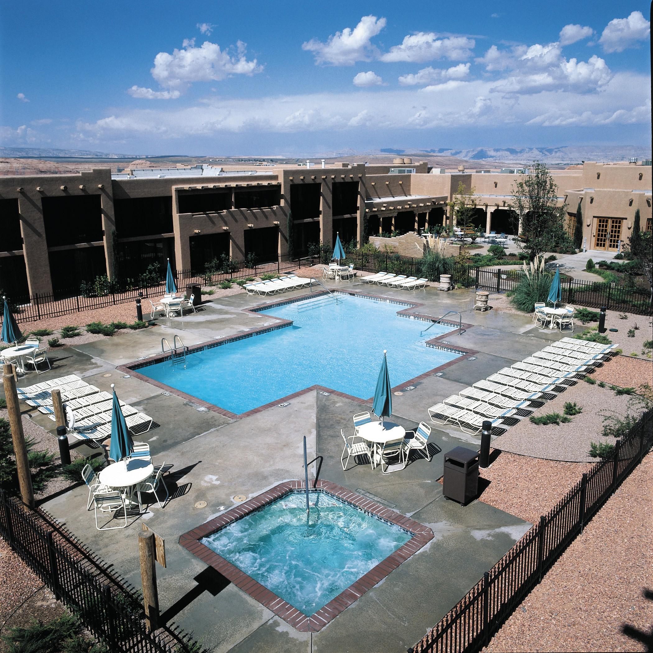 Courtyard Page At Lake Powell Hotell Exteriör bild