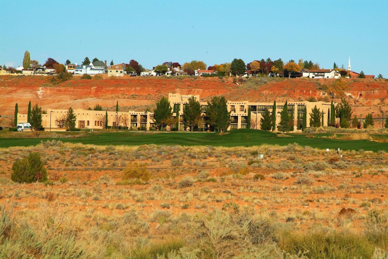 Courtyard Page At Lake Powell Hotell Exteriör bild