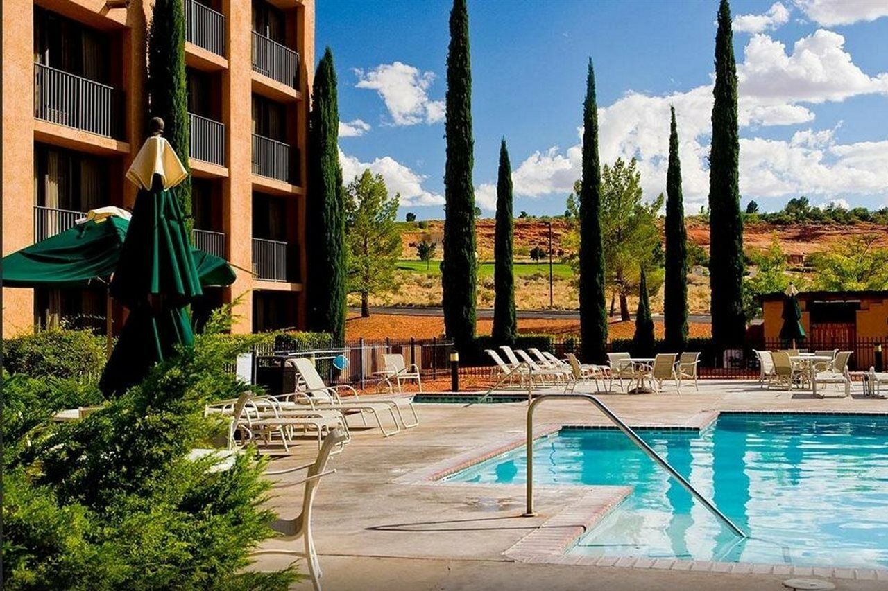 Courtyard Page At Lake Powell Hotell Exteriör bild