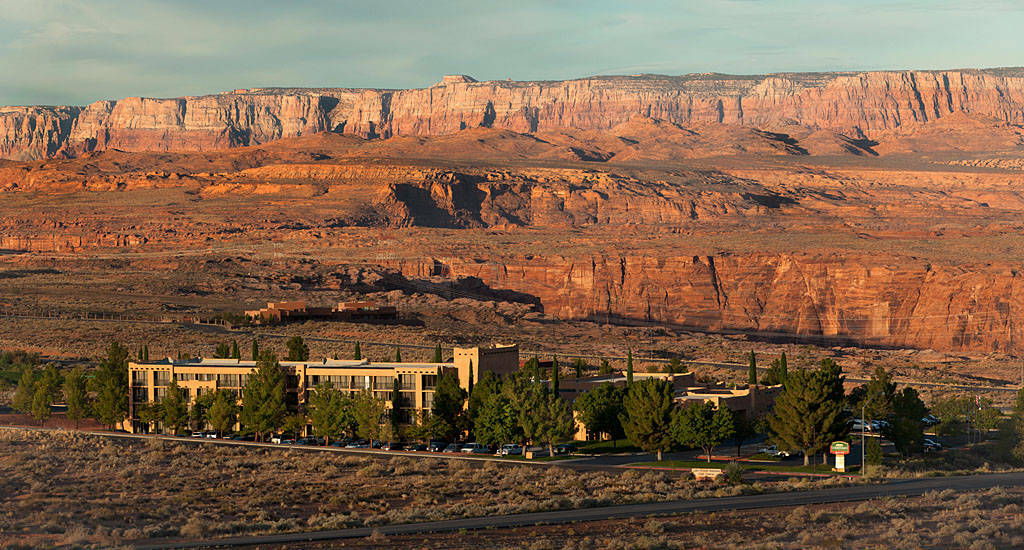 Courtyard Page At Lake Powell Hotell Exteriör bild